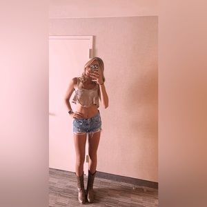 Meet your Posher, Piper